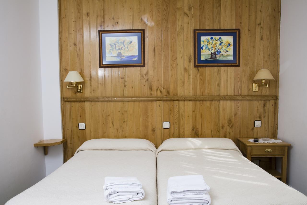 Hotel Restaurante Prado Boal 外观 照片